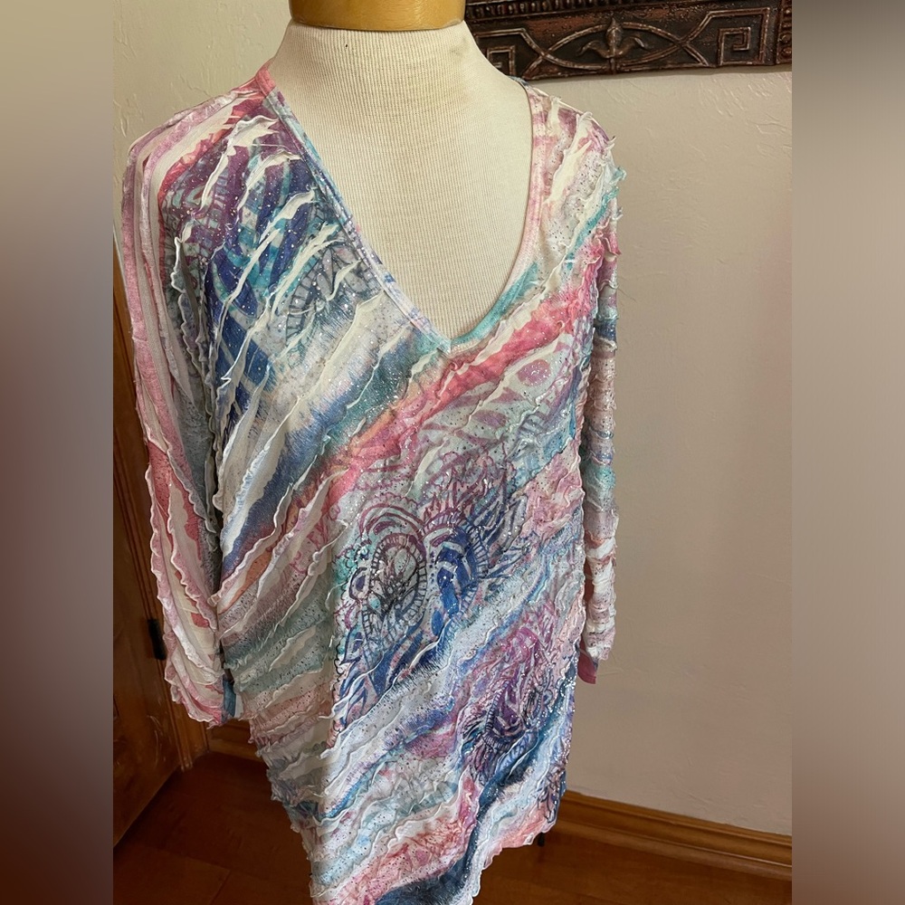 Reba Ruffled Front Top - Picture 2 of 7